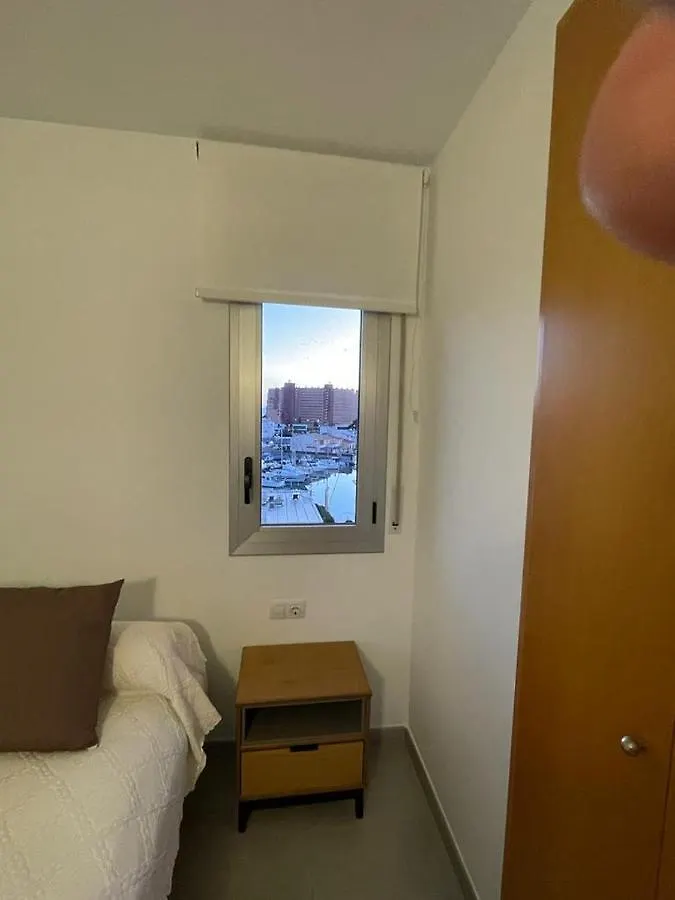 Magnifico Apartamento Cerca De La Playa Con Piscina - Roses 0*,  Spain